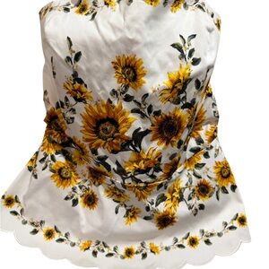 White House Black Market White Floral Sunflower Top